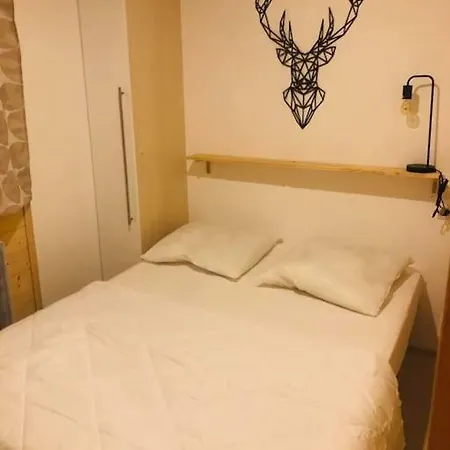 Le 77 - Nature Proche S.besse *